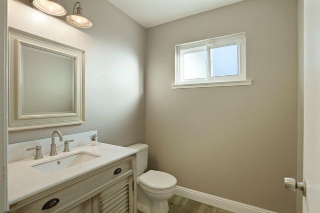 3731 Estate Dr, Stockton, CA 95209