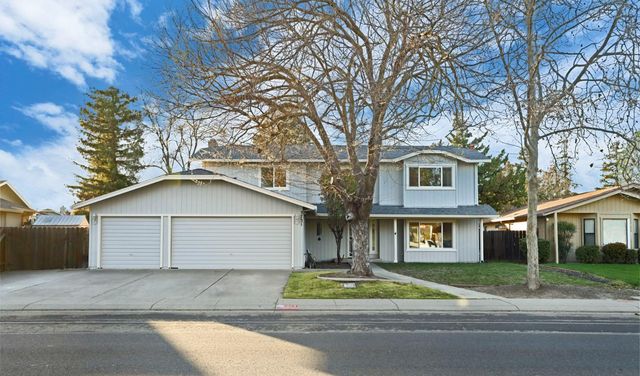 3731 Estate Dr, Stockton, CA 95209