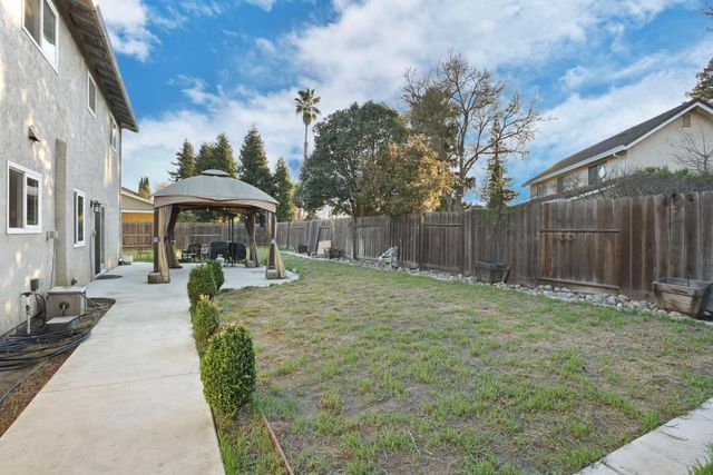 3731 Estate Dr, Stockton, CA 95209