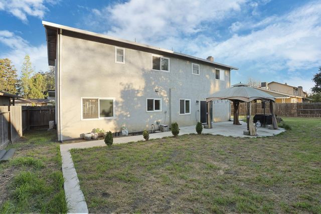 3731 Estate Dr, Stockton, CA 95209