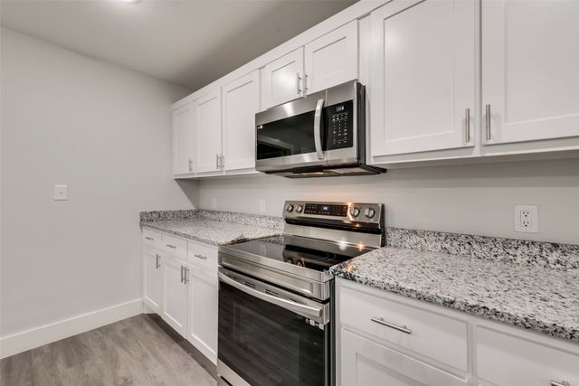 420 E 5th Street, Bonham, TX 75418