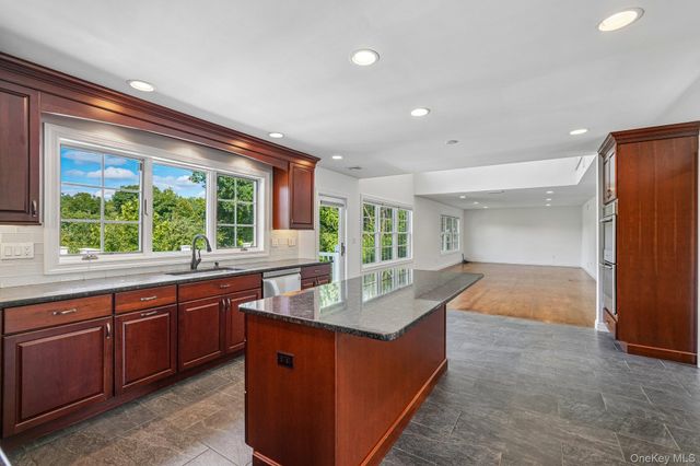 7 Ann Place, Sloatsburg, NY 10974