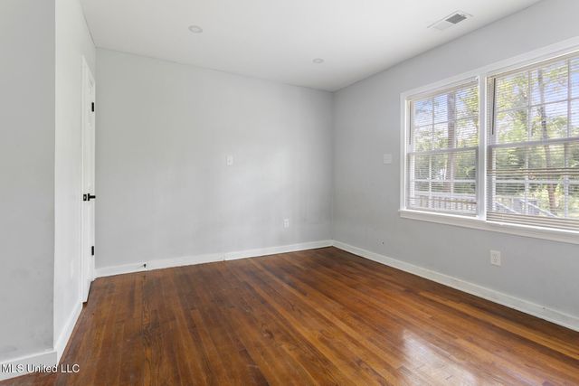 329 Pine Ridge Road, Jackson, MS 39206