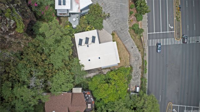 5864 Kalanianaole Highway B, Honolulu, HI 96821