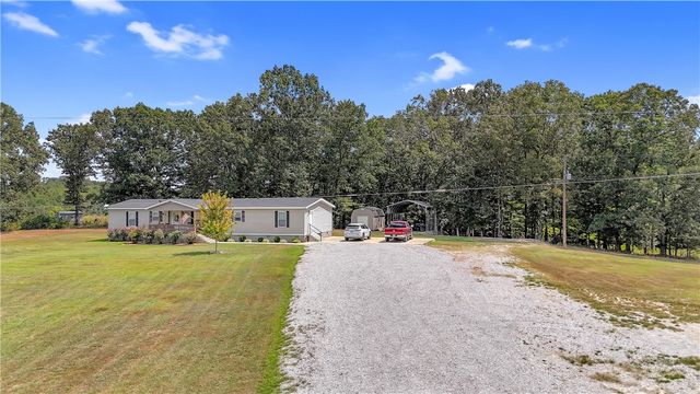 55 Kelley Road, Batesville, AR 72501