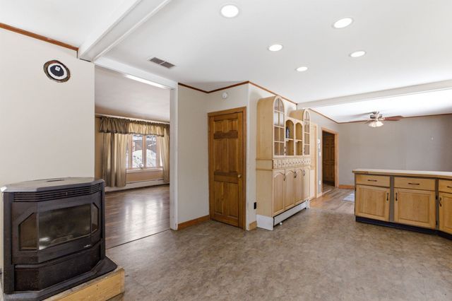 6 Goodbout Road, Lincoln, NH 03251