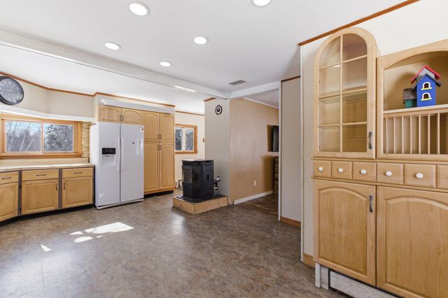 6 Goodbout Road, Lincoln, NH 03251