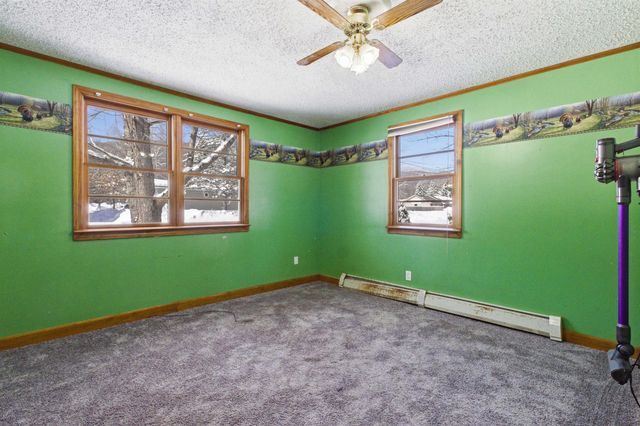 6 Goodbout Road, Lincoln, NH 03251