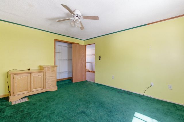 6 Goodbout Road, Lincoln, NH 03251