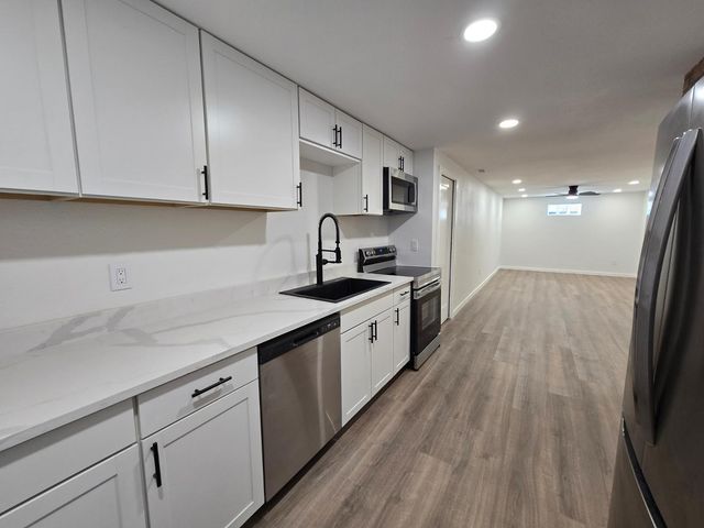 738 E Fountain Boulevard B, Colorado Springs, CO 80903