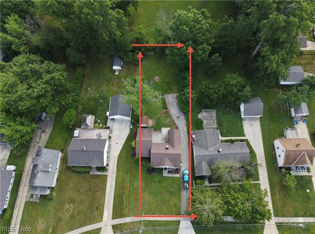 1703 E 300th Street, Wickliffe, OH 44092
