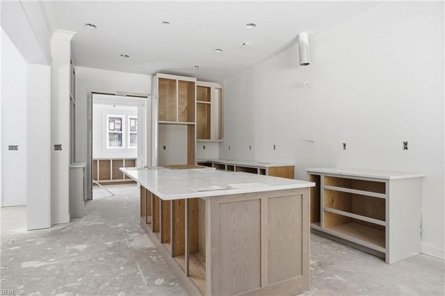 533 Princess Anne RD, Virginia Beach, VA 23457
