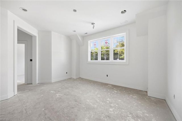 533 Princess Anne RD, Virginia Beach, VA 23457