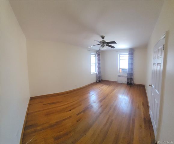 63-60 102nd Street C14, Rego Park, NY 11374