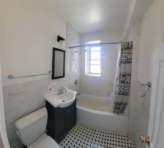 63-60 102nd Street C14, Rego Park, NY 11374