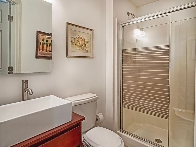 1469 Collier Ave, Heidelberg, PA 15106