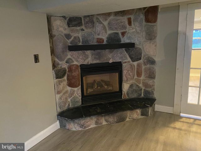 106 PARKVIEW ROAD, Stratford, NJ 08084