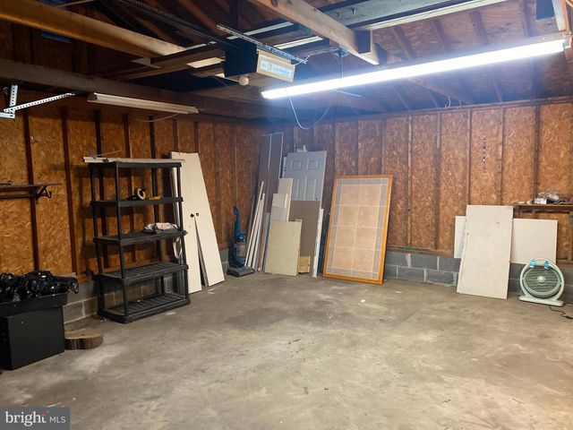 106 PARKVIEW ROAD, Stratford, NJ 08084