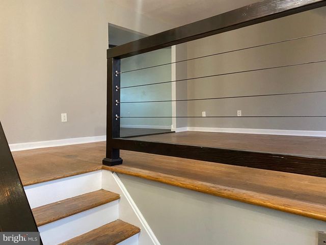 106 PARKVIEW ROAD, Stratford, NJ 08084