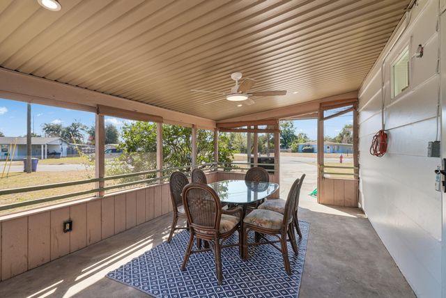 3014 W 21st Court, Panama City, FL 32405