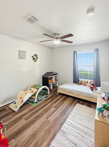 329 Wolf Mountain Lane, Fort Worth, TX 76140