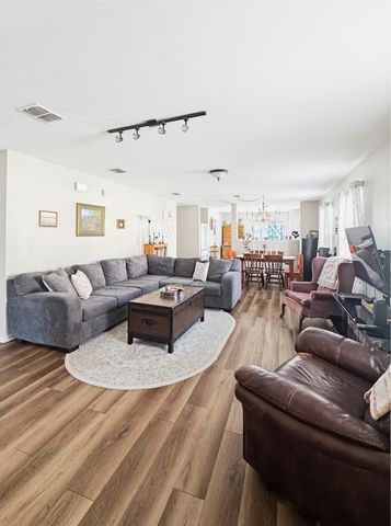 329 Wolf Mountain Lane, Fort Worth, TX 76140