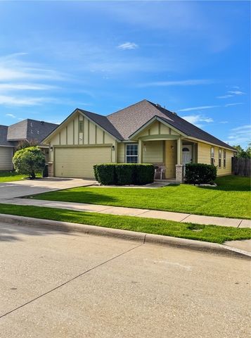 329 Wolf Mountain Lane, Fort Worth, TX 76140