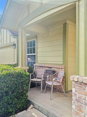 329 Wolf Mountain Lane, Fort Worth, TX 76140