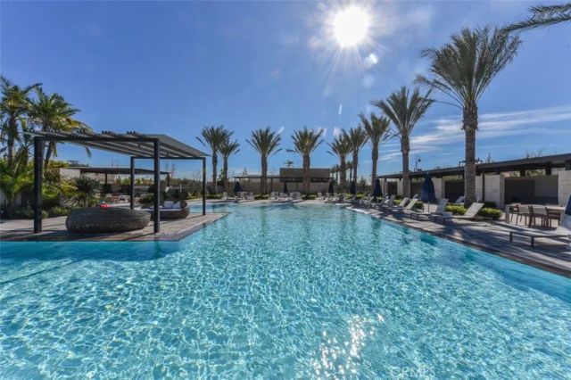 91 Pelican, Irvine, CA 92618