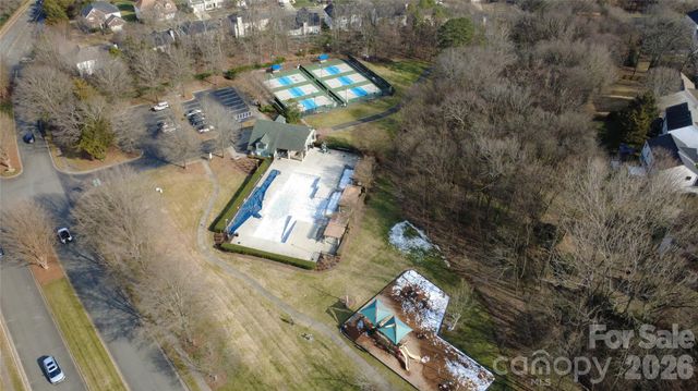 8406 Highland Glen Drive, Charlotte, NC 28269