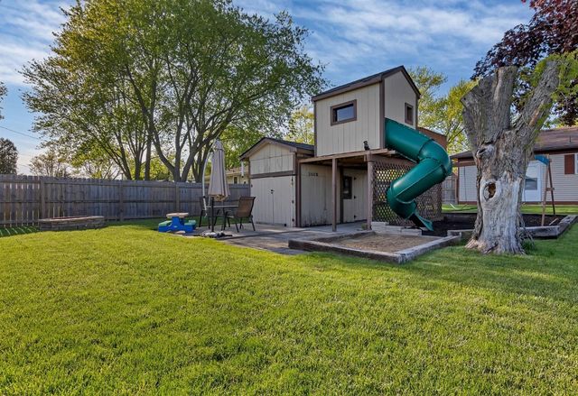 9803 W 136th Lane, Cedar Lake, IN 46303