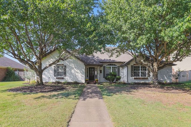 3104 Mimosa Way, Bentonville, AR 72712