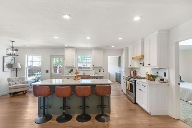 3104 Mimosa Way, Bentonville, AR 72712