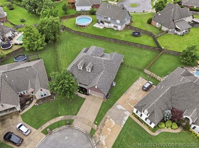 8702 N 140th Terrace, Owasso, OK 74055