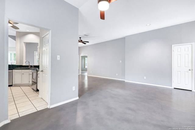 9511 BONNY BRG, San Antonio, TX 78240