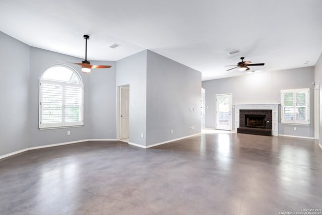 9511 BONNY BRG, San Antonio, TX 78240