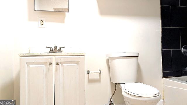 1917 Baker Road NW, Atlanta, GA 30318