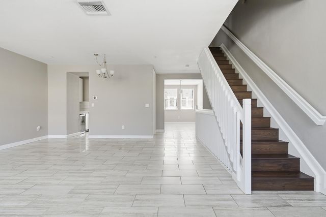 441 Amador Lane 3, West Palm Beach, FL 33401