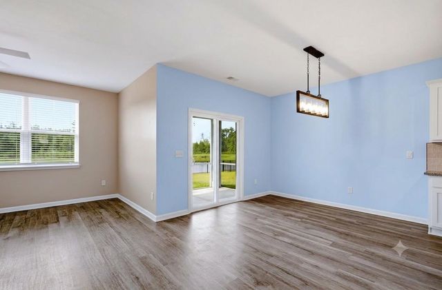 210 Carver Willow Dr., Loris, SC 29569