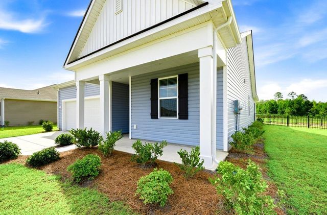 210 Carver Willow Dr., Loris, SC 29569