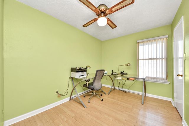 10522 Gulfstream Lane, Sugar Land, TX 77498