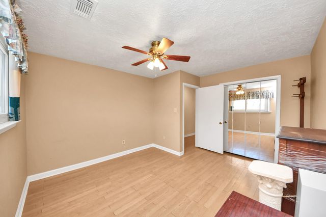 10522 Gulfstream Lane, Sugar Land, TX 77498