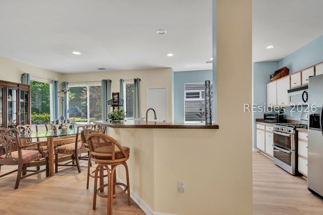 7 Devant Dr E, Okatie, SC 29909