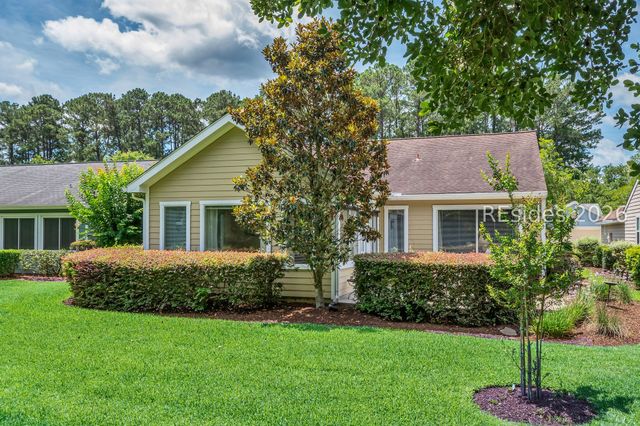 7 Devant Dr E, Okatie, SC 29909