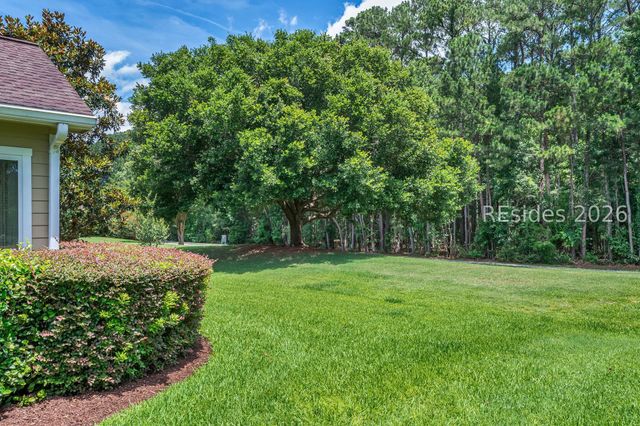 7 Devant Dr E, Okatie, SC 29909