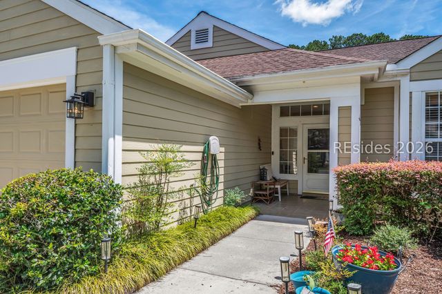 7 Devant Dr E, Okatie, SC 29909