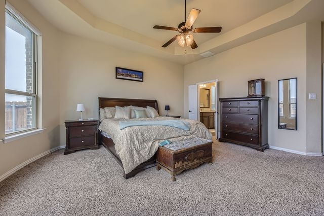 208 Cross Fox Lane, Aledo, TX 76008