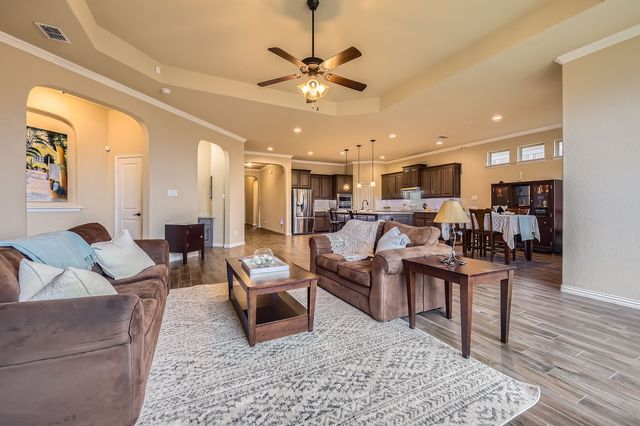 208 Cross Fox Lane, Aledo, TX 76008