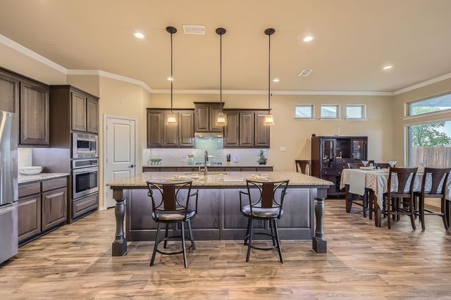 208 Cross Fox Lane, Aledo, TX 76008