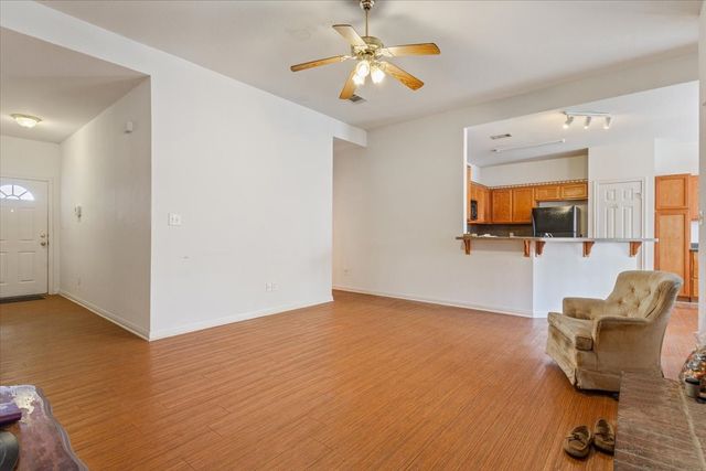 400 Wildcat Drive, Lacy Lakeview, TX 76705